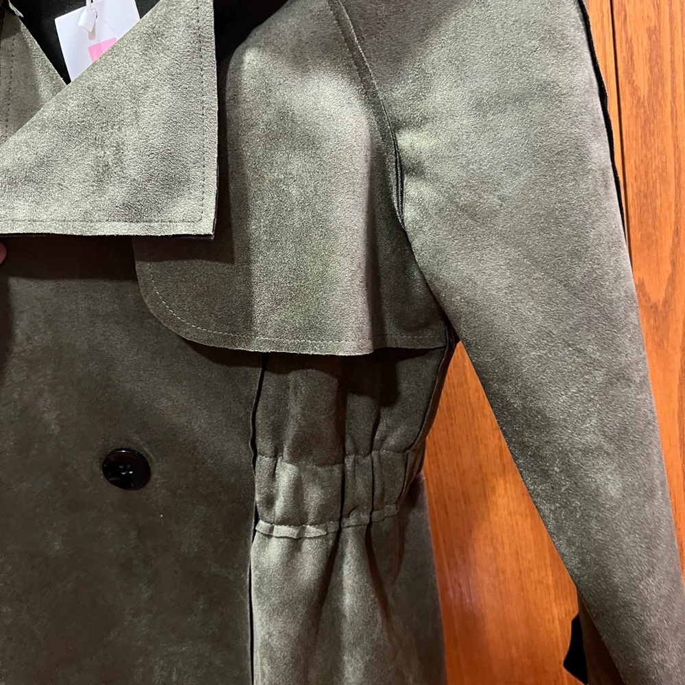 Women's Green Jacket - Picture 4 of 5